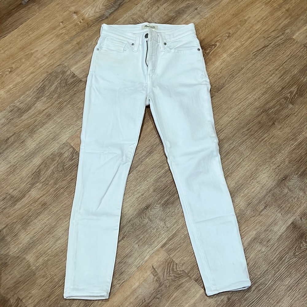 Madewell 9” Mid-Rise Skinny Crop White Jeans